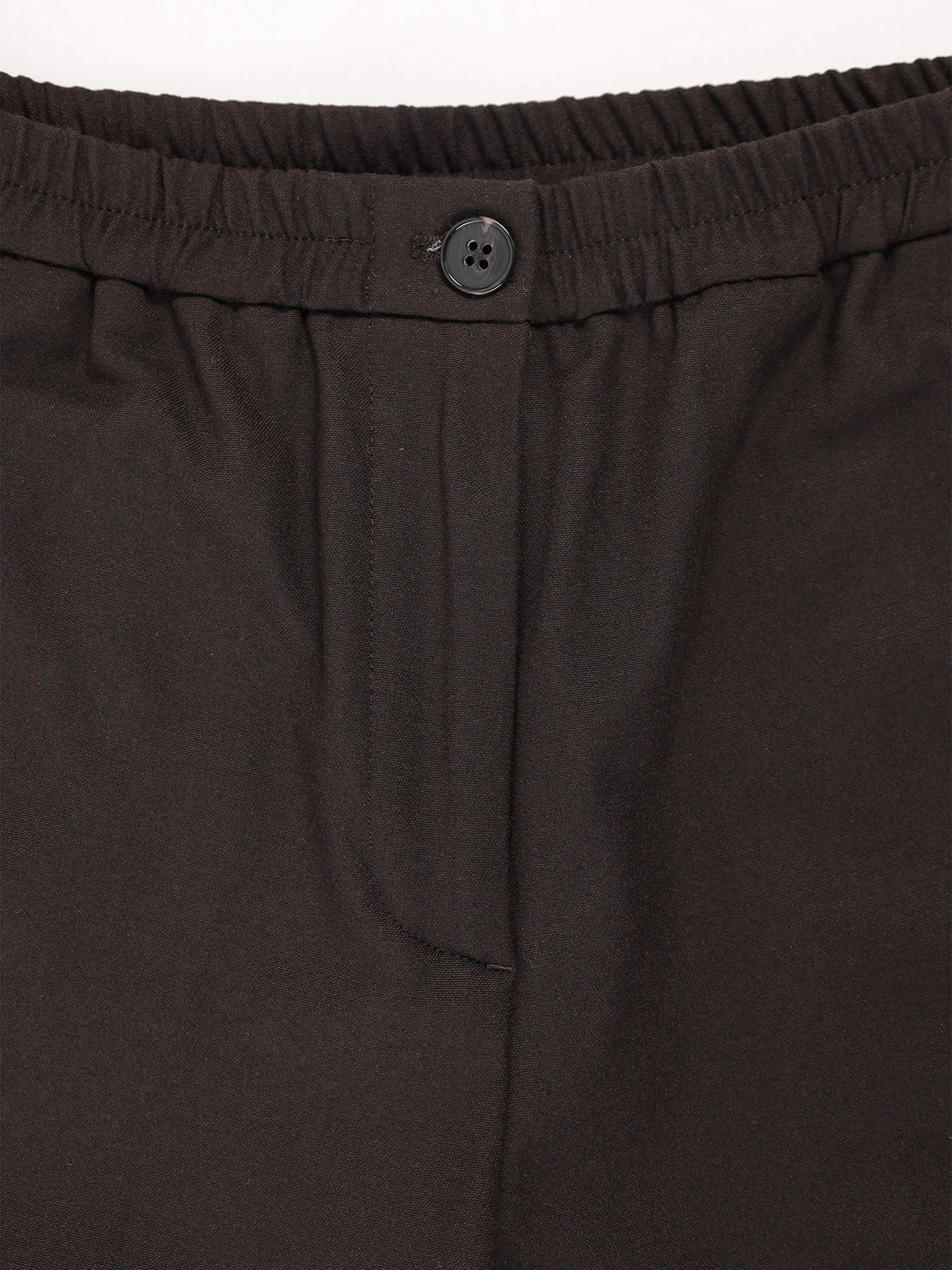 Брюки темно-коричневого цвета 